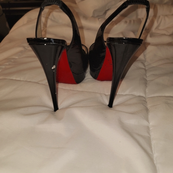 Christian Louboutin heels - Picture 4 of 4